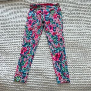 Lilly Pulitzer Luxletic leggings, girls size Large 8-10. Like new, worn once.
